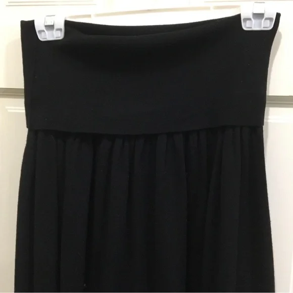 DKNY unusual black wool skirt